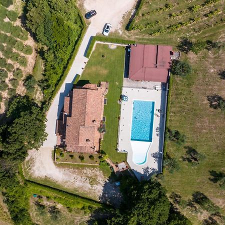 Agriturismo Isola Verde Sant'Urbano Bagian luar foto