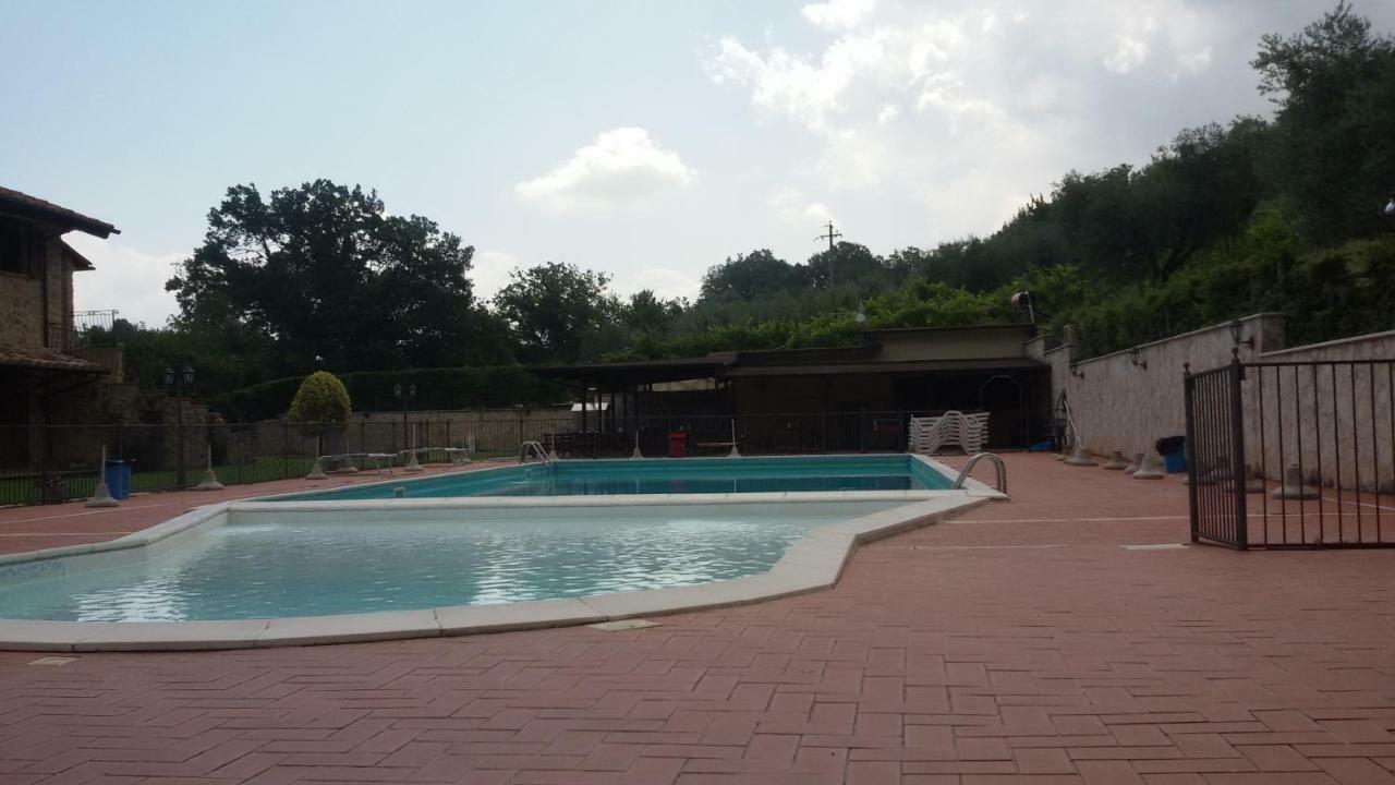Agriturismo Isola Verde Sant'Urbano Bagian luar foto