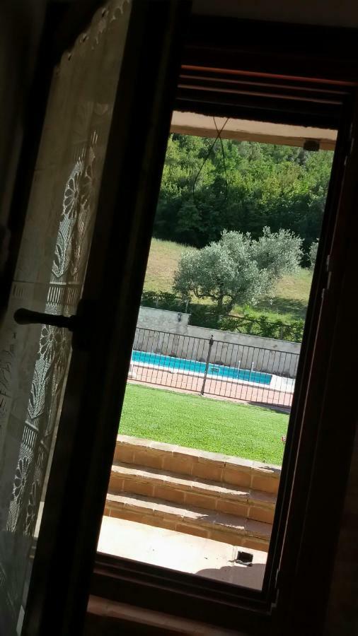 Agriturismo Isola Verde Sant'Urbano Bagian luar foto