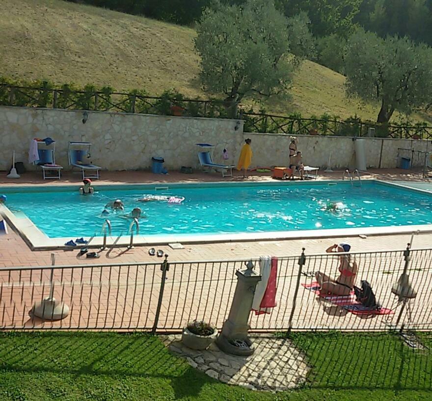Agriturismo Isola Verde Sant'Urbano Bagian luar foto