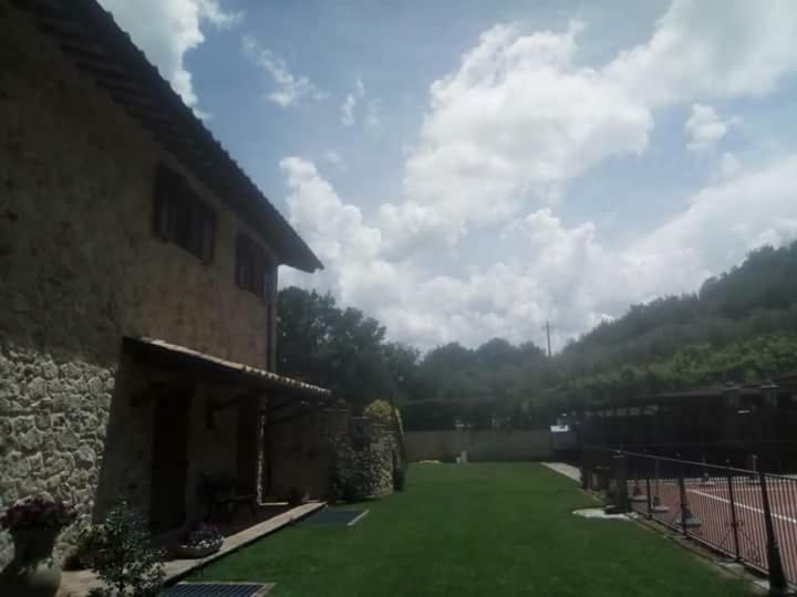 Agriturismo Isola Verde Sant'Urbano Bagian luar foto