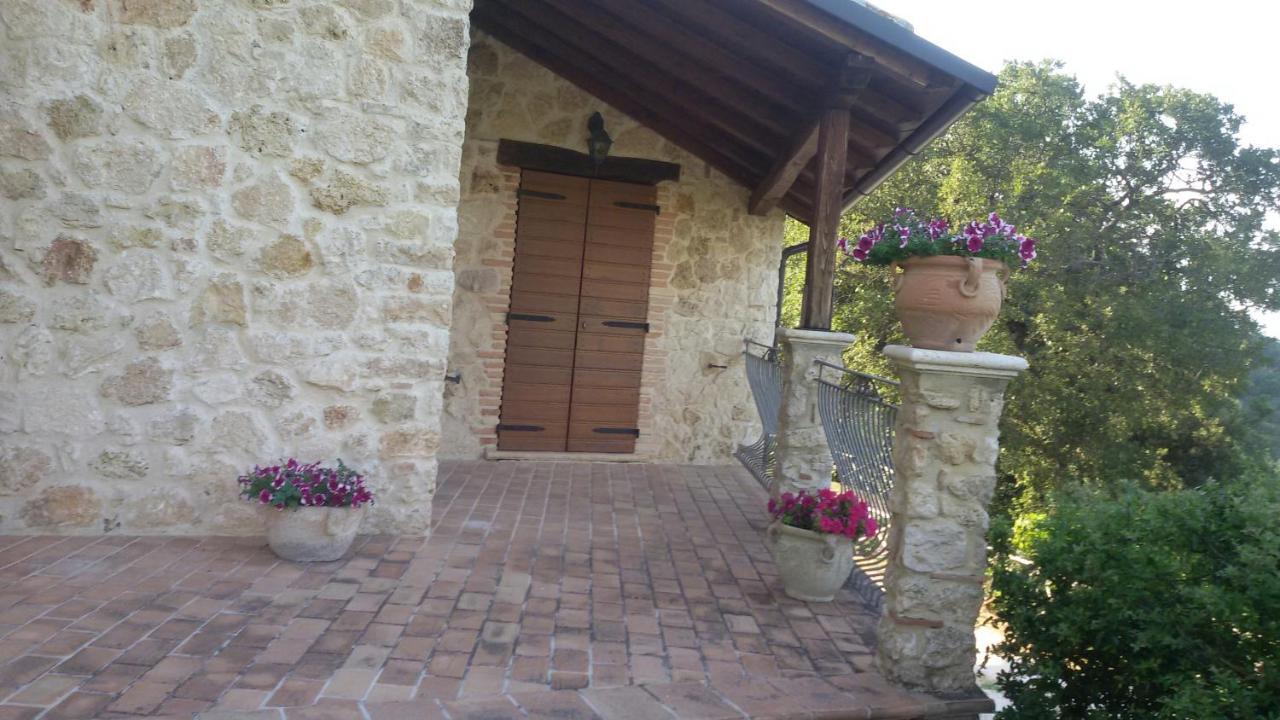 Agriturismo Isola Verde Sant'Urbano Bagian luar foto